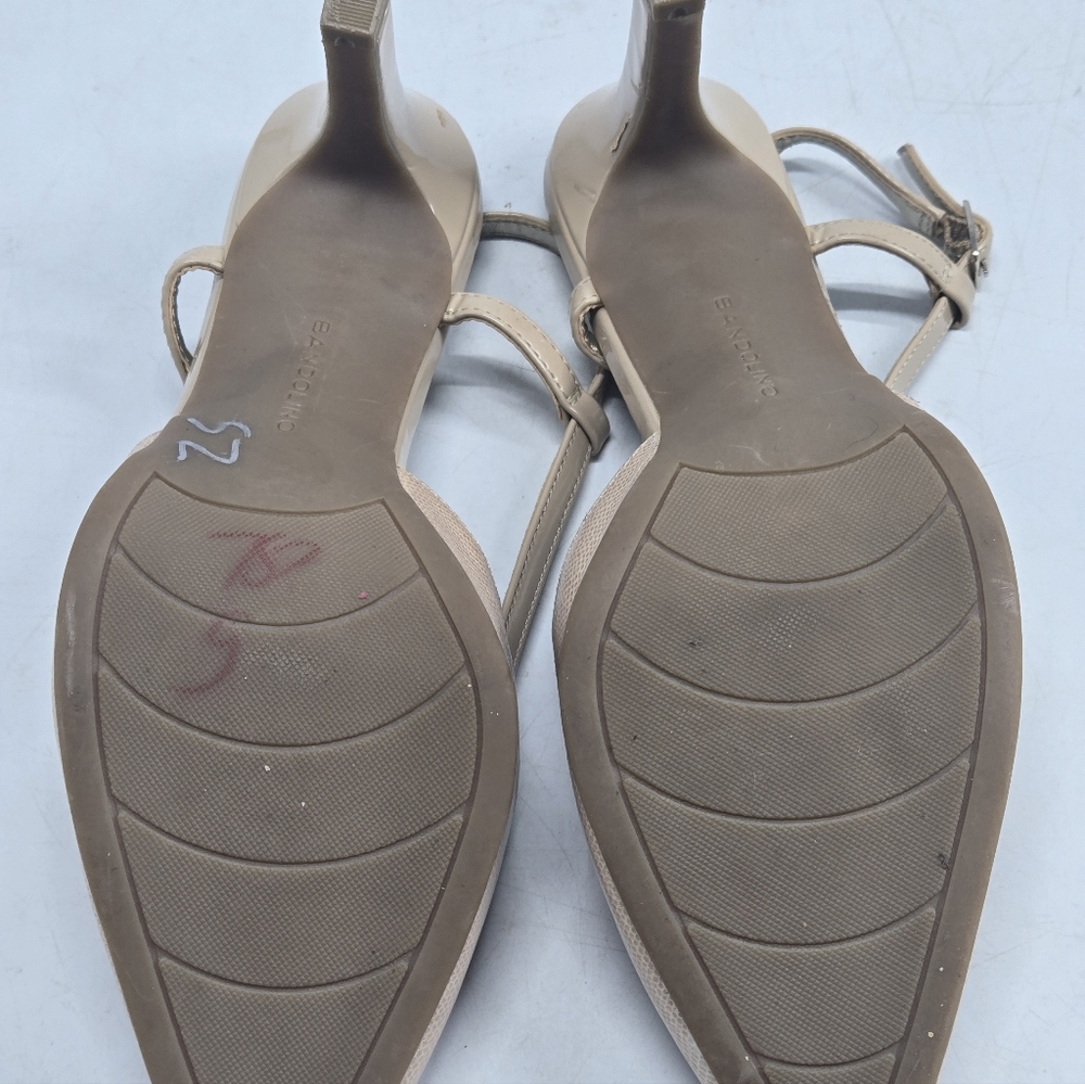 Bandolino Cream Heels 7.5 - Picture 5 of 9